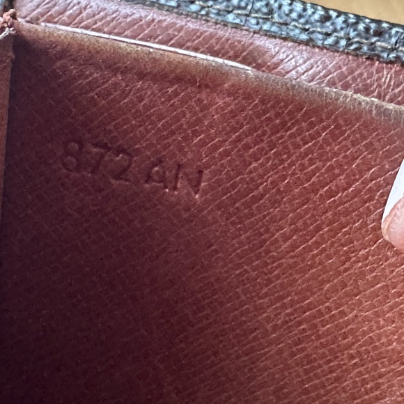 Louis Vuitton Monogram Compact Wallet - Picture 11 of 16